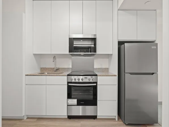 1390 Kapiolani Blvd #1304, Honolulu, HI 96814