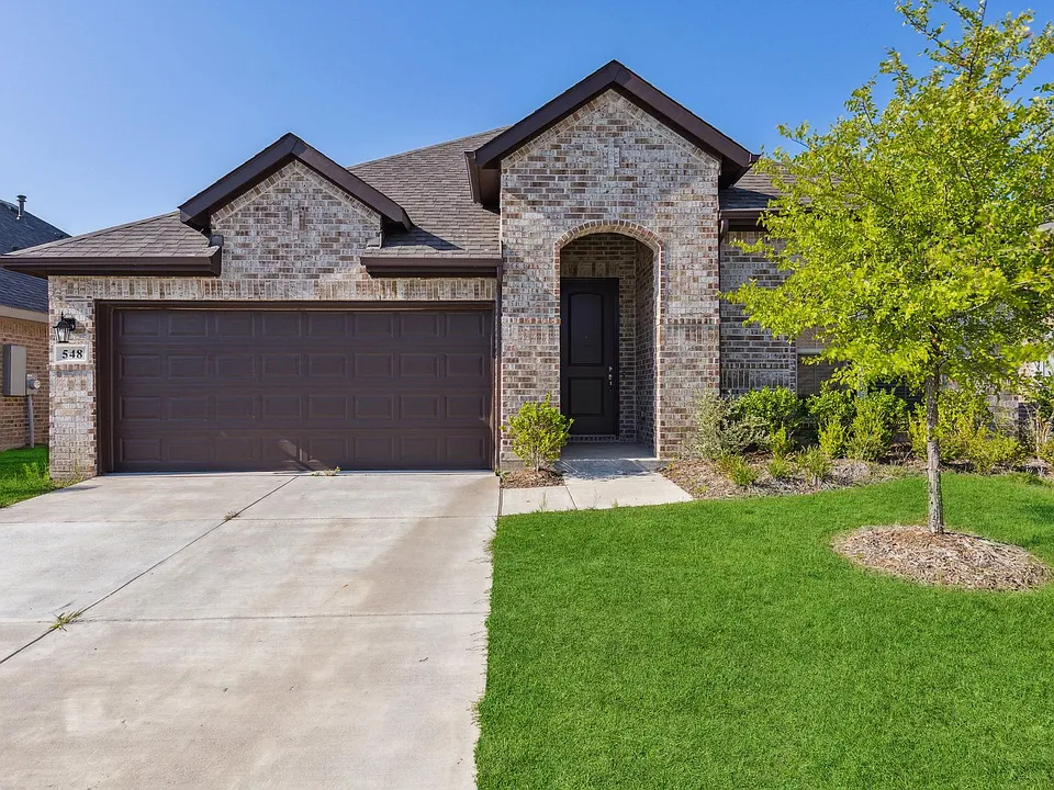548 Bradley Dr