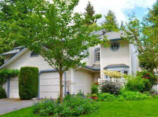 2801 NE 195th St APT 2, Lake Forest Park, WA 98155