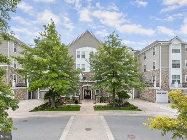 7301 Travertine Dr Unit 203, Baltimore, MD 21209