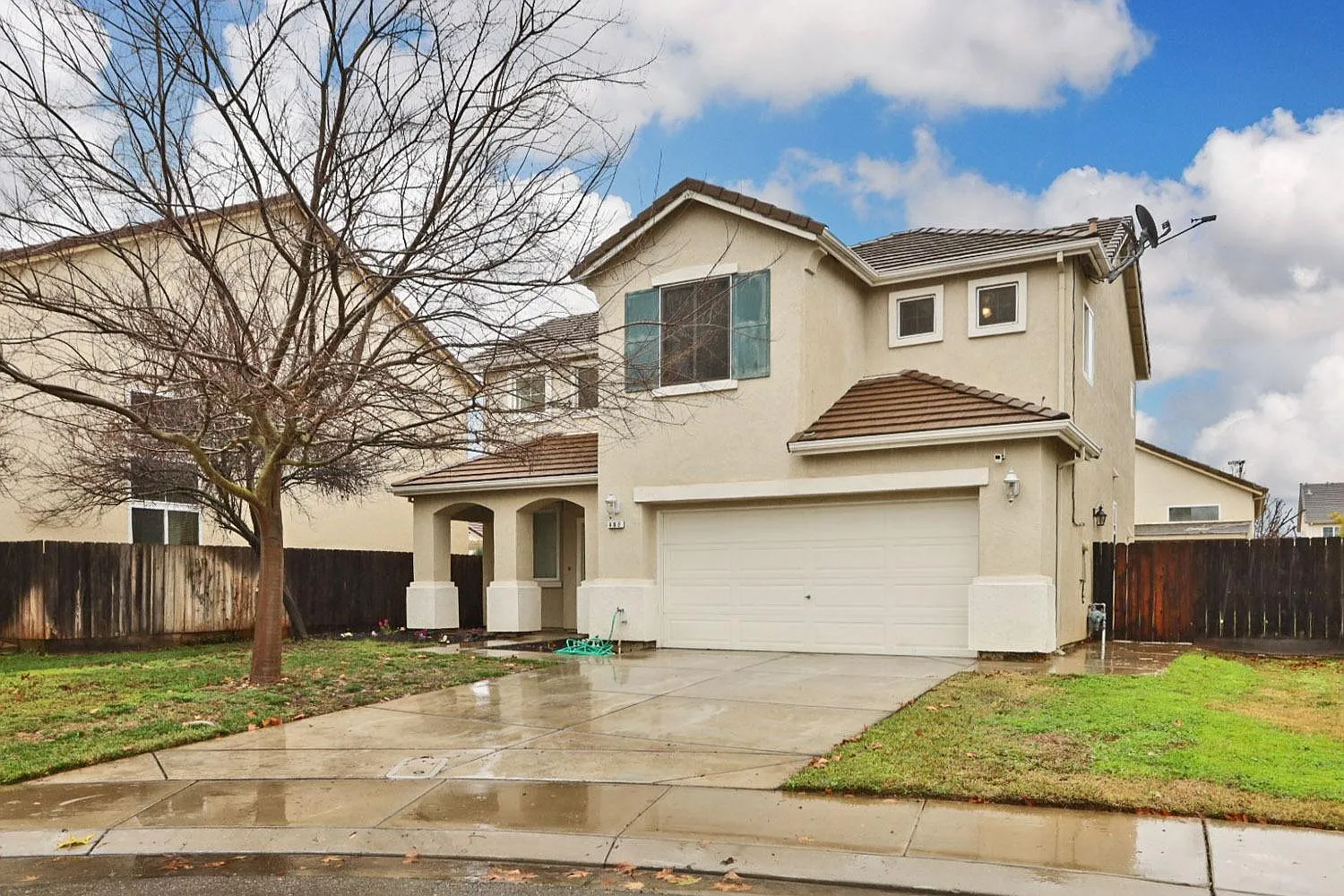 488 Petunia Ct photo 1