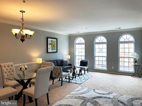 3rd image of 912 Pine Forest Ln #1808