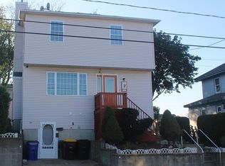 1461 Rodman St, Fall River, MA 02721