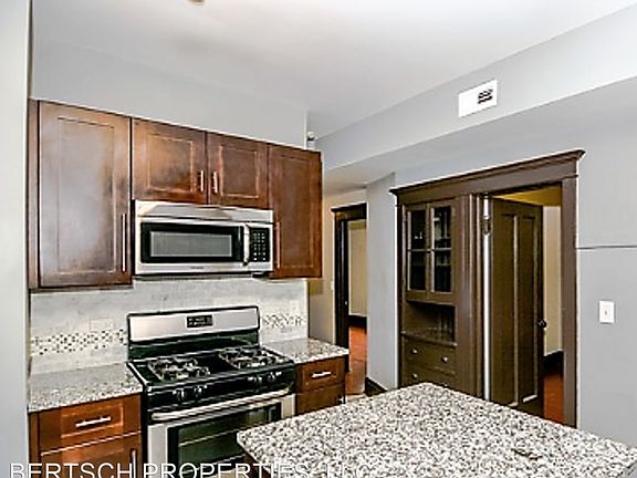 4th image of 4657 N Beacon St #3