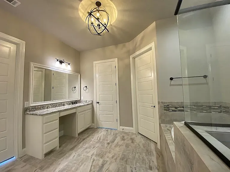 600 Lydia Ct — Photo 9