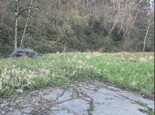 2210 W Valley Highway E, Edgewood, WA