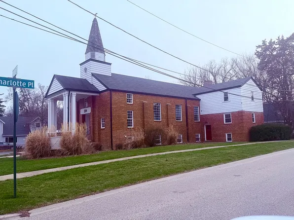 204 Spring St, Cary, IL 60013