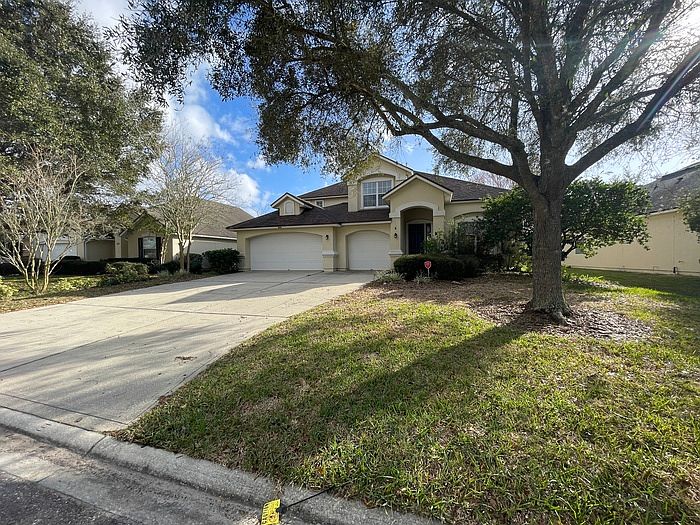 1st image of 933 E Terranova Way