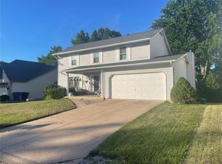 1251 Colby Dr, Saint Peters, MO