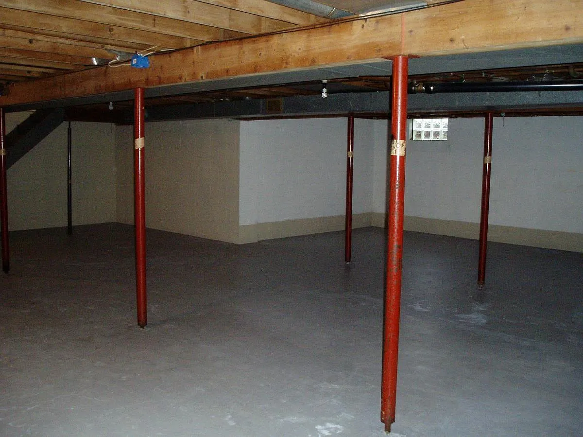 3 bed, 1.5 bath, 1474 sqft, $1,600 — Photo 3