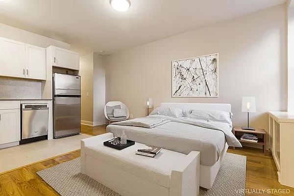 Rented by Dixon Advisory USA Inc. | media 13