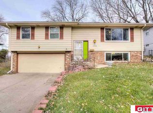 13732 Wright St, Omaha, NE 68144