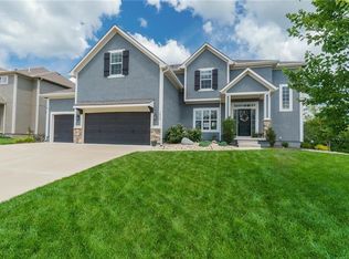 1612 SW 41st St, Lees Summit, MO 64082