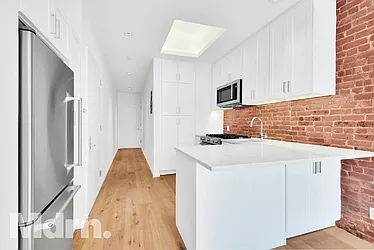 Rented by Mdrn Residential