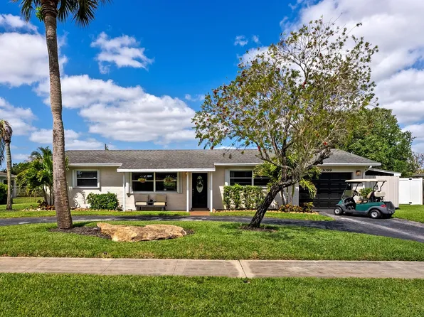3099 Medinah Circle E, Greenacres, FL 33467