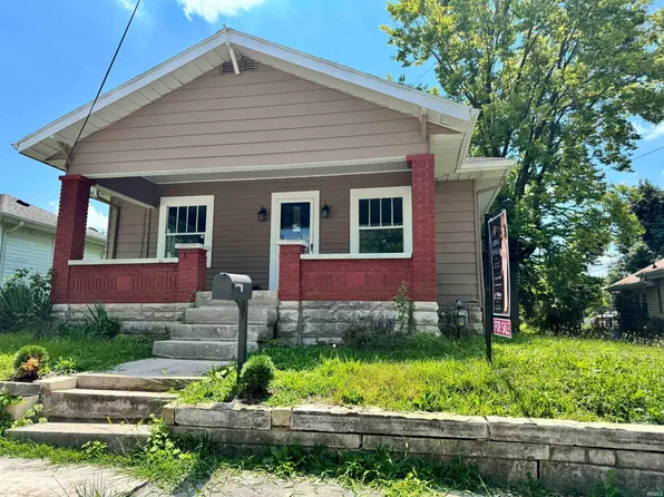 1208 9th St, Bedford, IN 47421