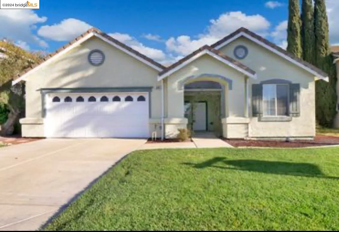 4083 Regatta Dr photo 1