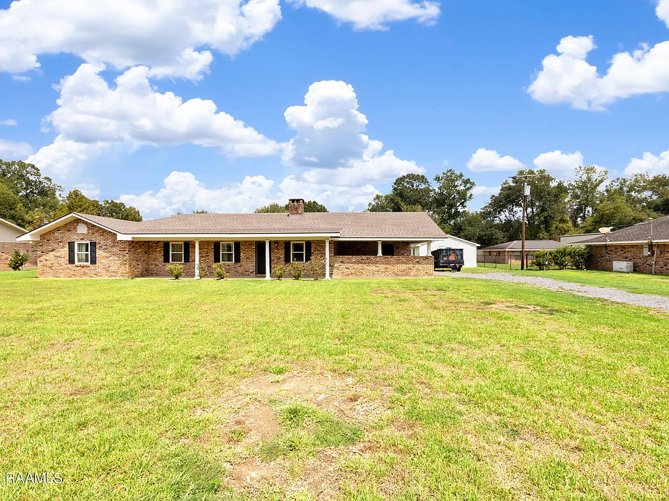 215 Saint Ann Ave, Opelousas, LA 70570 MLS 23007865 Zillow