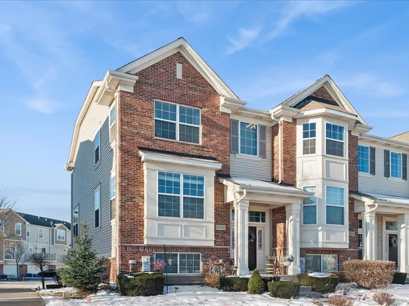 6540 Lilac Blvd, Hanover Park, IL 60133