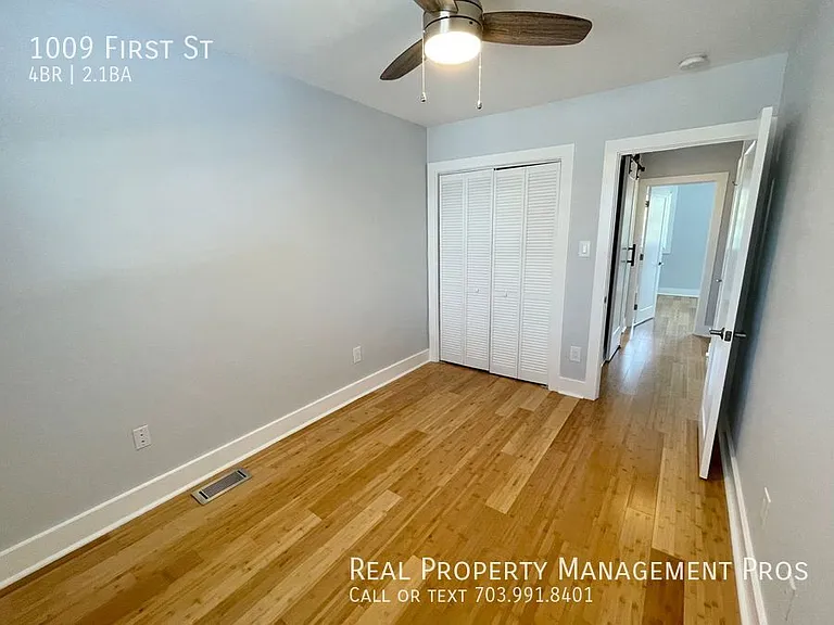 1009 1st St — Photo 26