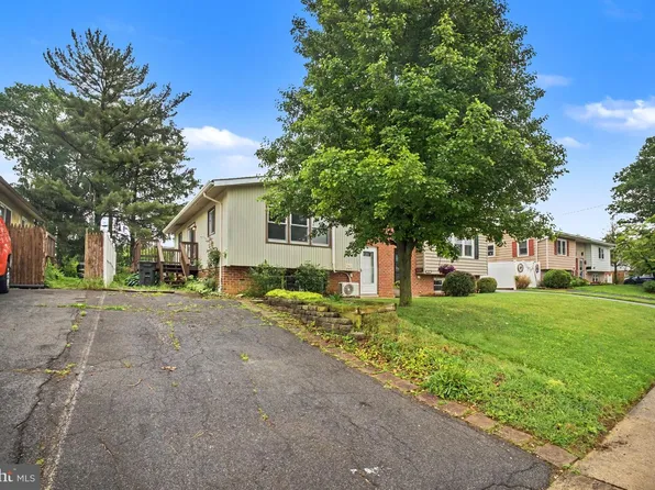 541 Golden St, Lititz, PA 17543