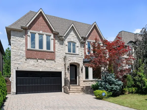 242 Parkview Ave, Toronto, ON M2N 3Z1