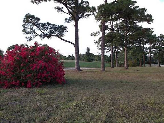 5th image of 32-36 Country Road