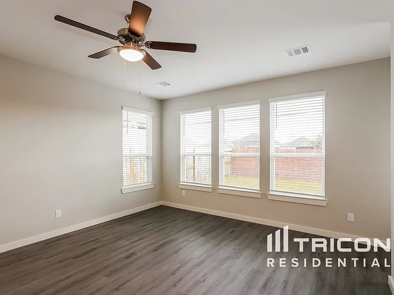 Tricon Veranda — Photo 105