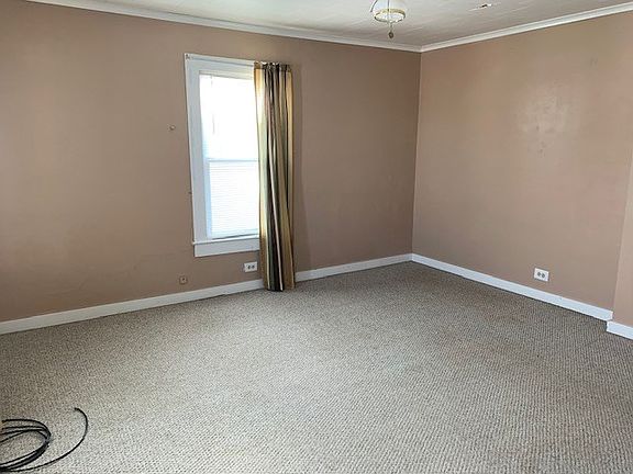5th image of 511 Jones St