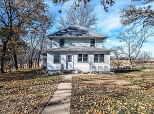 2144 Norton Ave, Logan, IA 51546