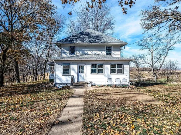 2144 Norton Ave, Logan, IA 51546