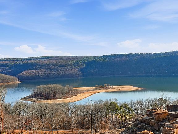 12th image of this home