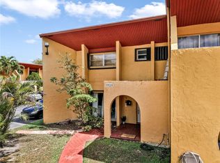 Taracomo Townhomes Condo, Miami, FL 33183