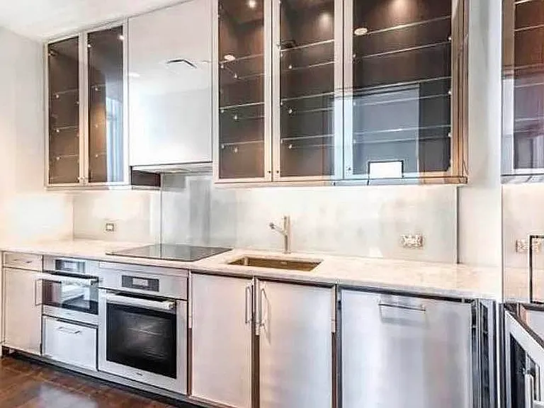 20 W 53rd St #40B — Photo 2