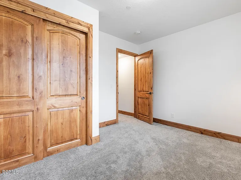 1242 W Stillwater Dr — Photo 18