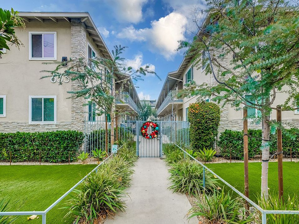 1st image of 629-633 W Hyde Park Blvd #633-06