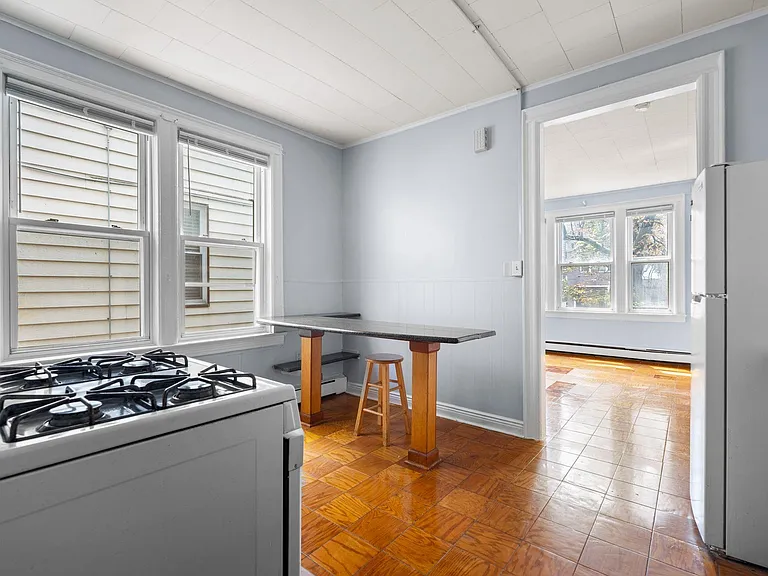 380 Ege Ave #1 — Photo 7