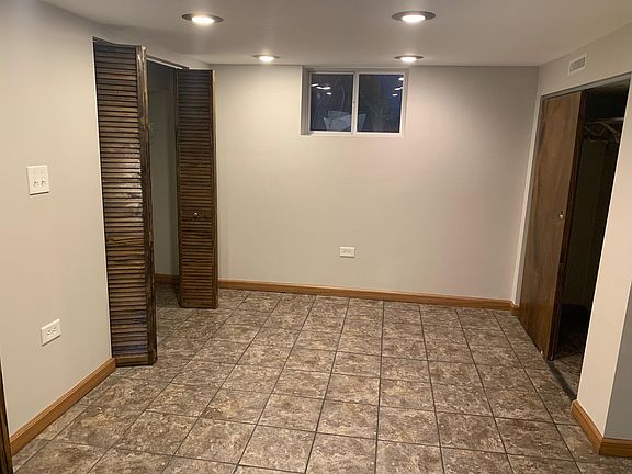 5th image of 1396 Brown St #B