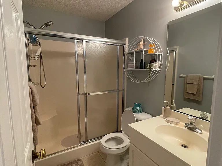 4650 Greenbriar Dr #A5 — Photo 13