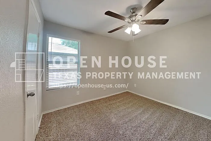 804 Lovebug Ln — Photo 13
