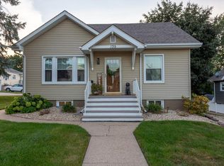 135 State St, Dubuque, IA 52003