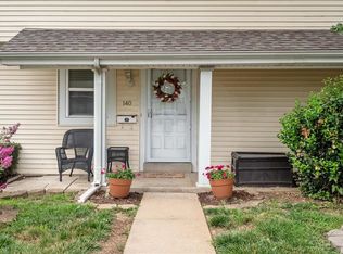 140 Condor Ct, Saint Charles, MO 63303