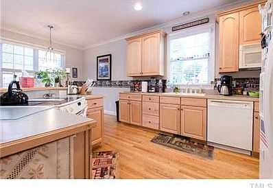 4th image of 7225 Oak Village Way