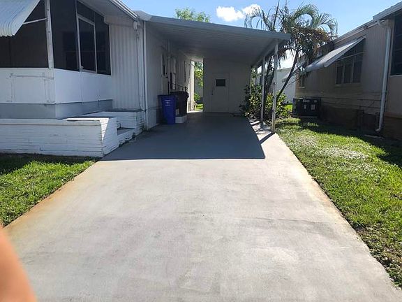 2nd image of 1810 Kingfisher Dr