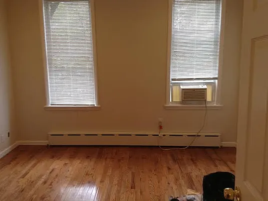 Rented by Triplemint | media 11