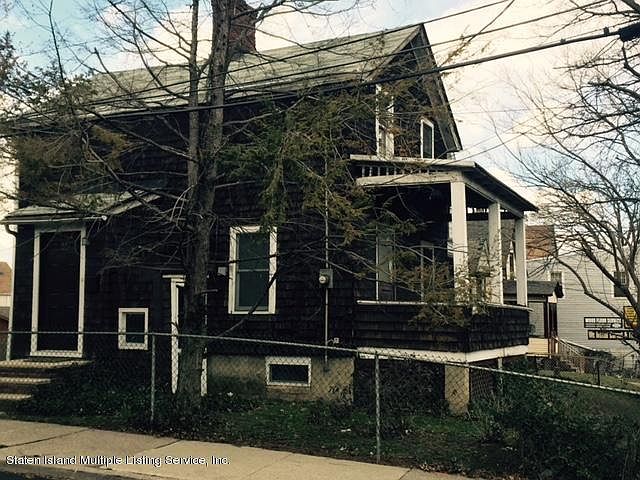1st image of 624 Manor Rd