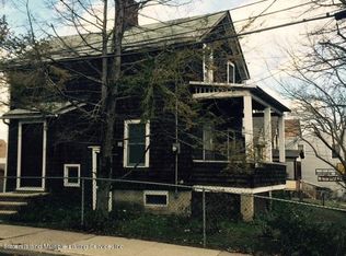 624 Manor Rd, Staten Island, NY 10314