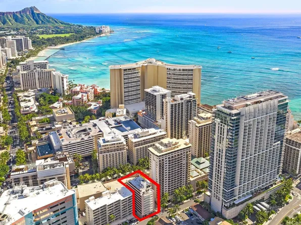 247 Beach Walk APT 504, Honolulu, HI 96815