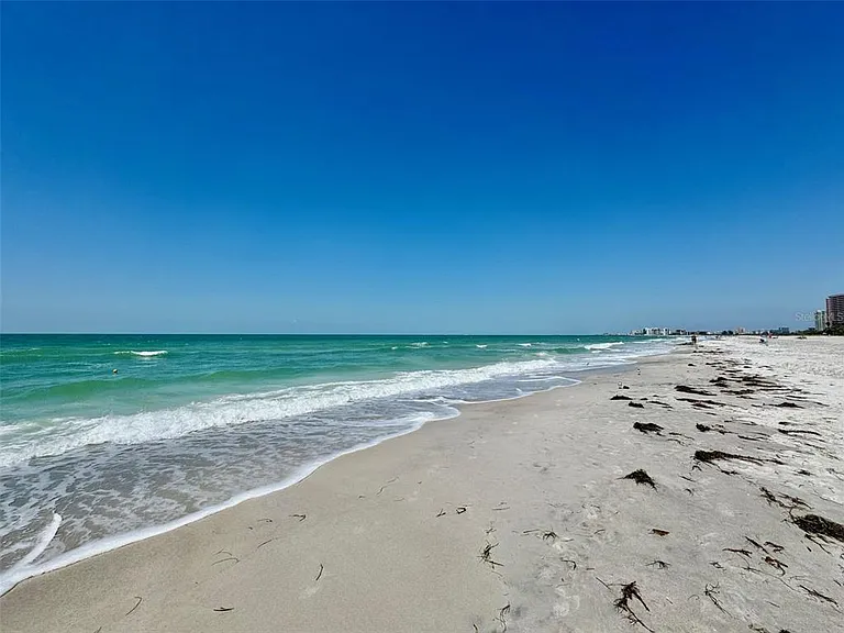 1480 Gulf Blvd #512 — Photo 31