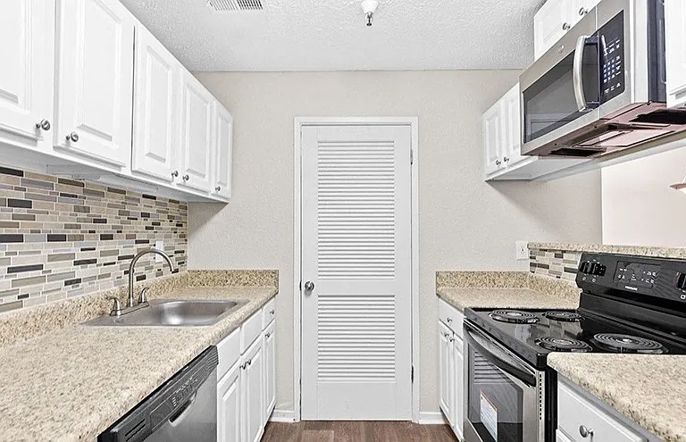 The Preserve at Terrell Mill Apartments — Photo 25
